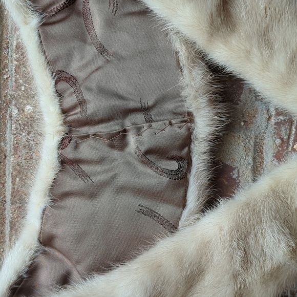 Vintage Mid Century Cream Mink Detachable Fur Collar - Picture 2 of 4